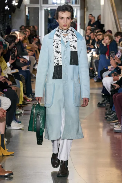 Look 55